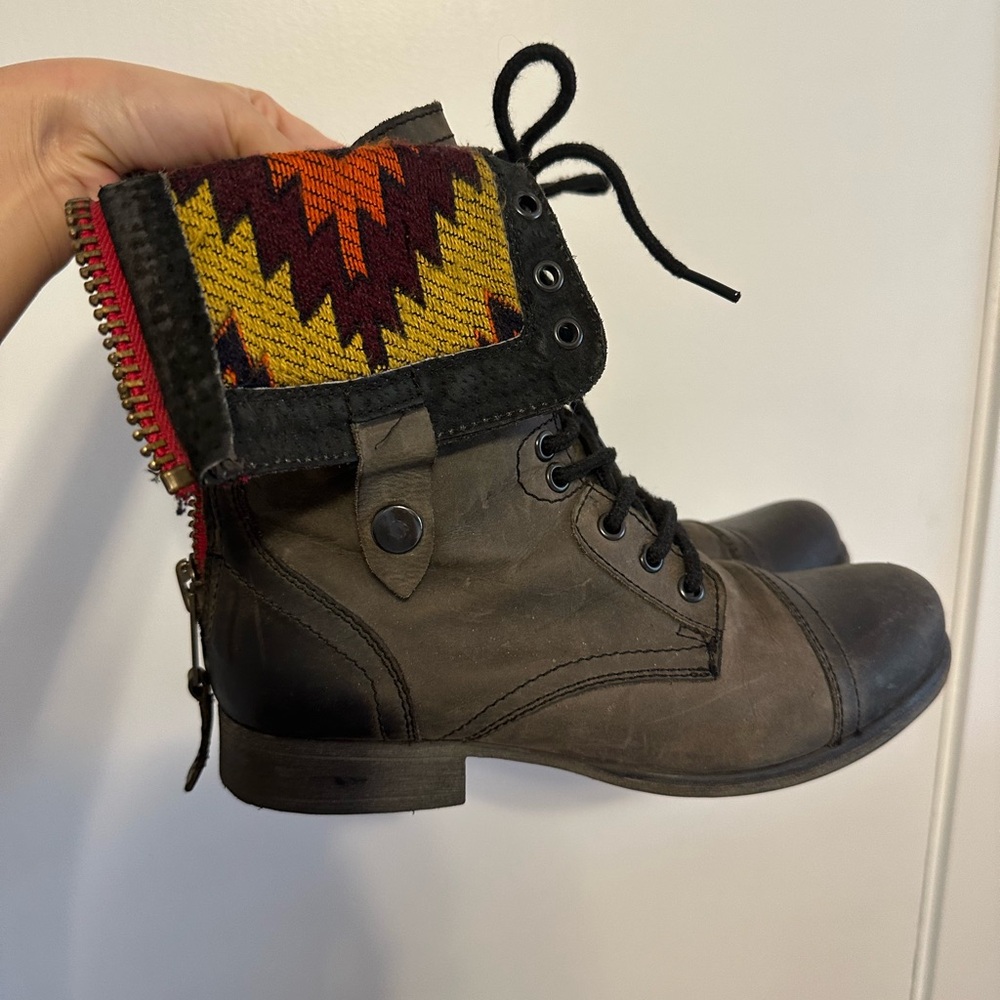 Steve Madden black-grey-greenish combat boots